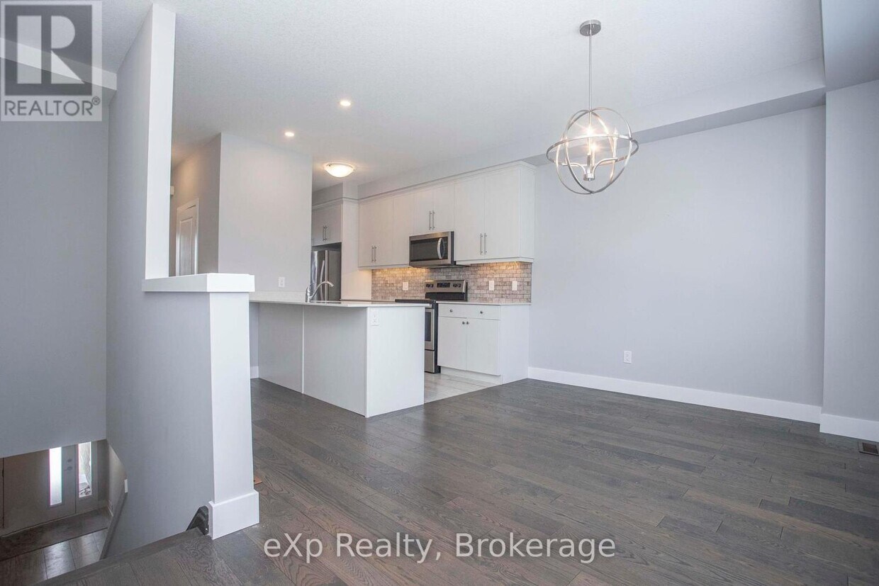 Primary Photo - 2048 Meadowgate Blvd