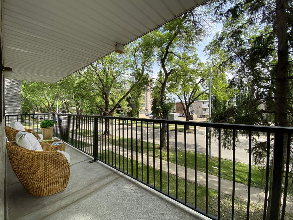 Windfall Court Apartments 10356 92 St NW Edmonton, AB