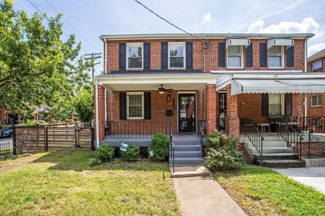 Foto del edificio - 1800 18th St SE