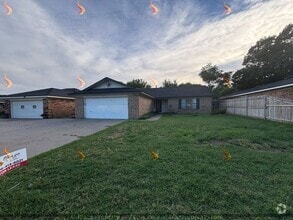 Building Photo - 6612 Falcon Rd