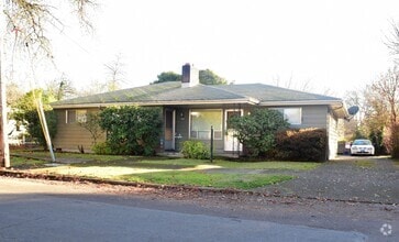 Building Photo - 2960-2964 NW Johnson Ave