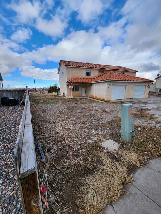 Building Photo - 988 W 1225 S