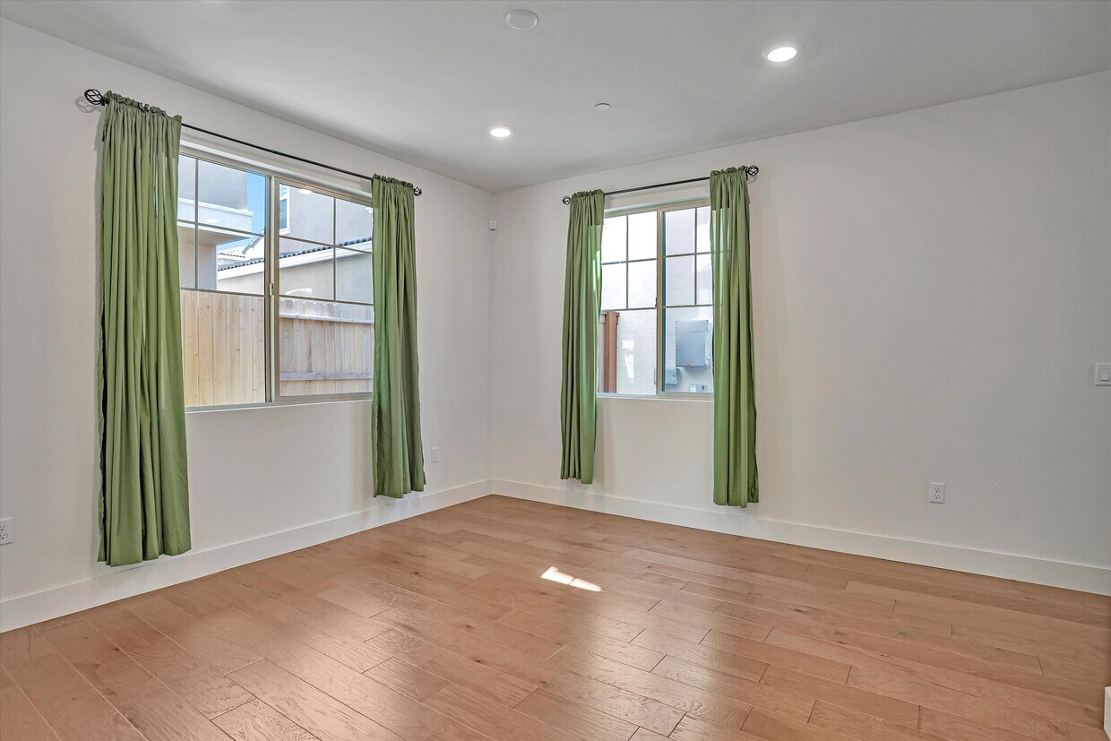 Foto principal - 10466 Oboe Way