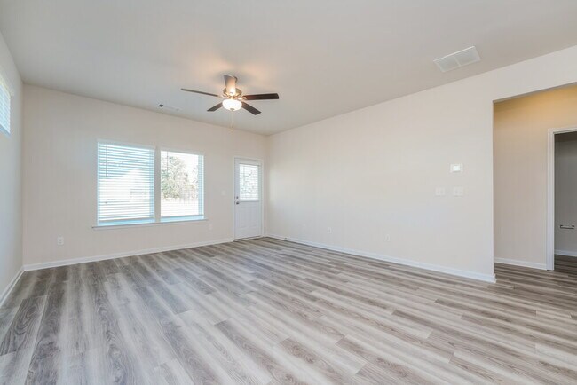 Foto del edificio - 317 Limestone Cir