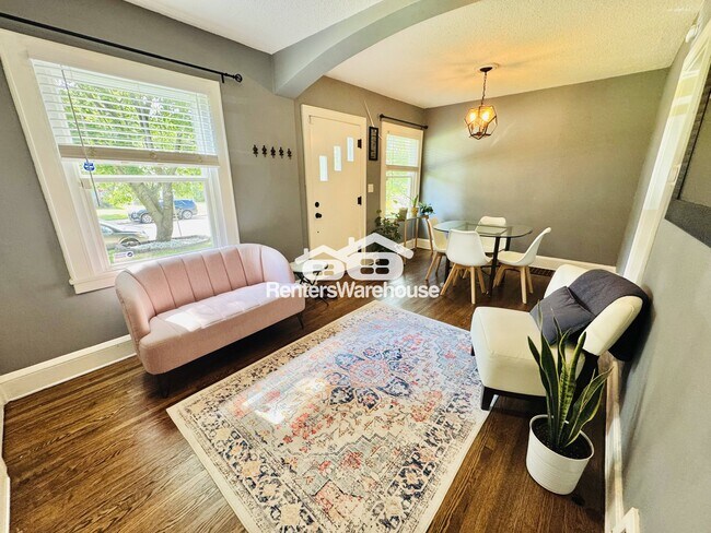 Foto del edificio - 4850 N Bryant Ave