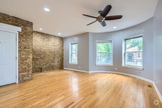 Building Photo - 4736 S St Lawrence Ave