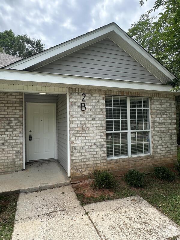 Warwick Apartments for Rent with Utilities Included Mobile, AL 1