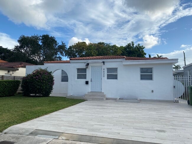 Foto del edificio - 4620 SW 5th Ter