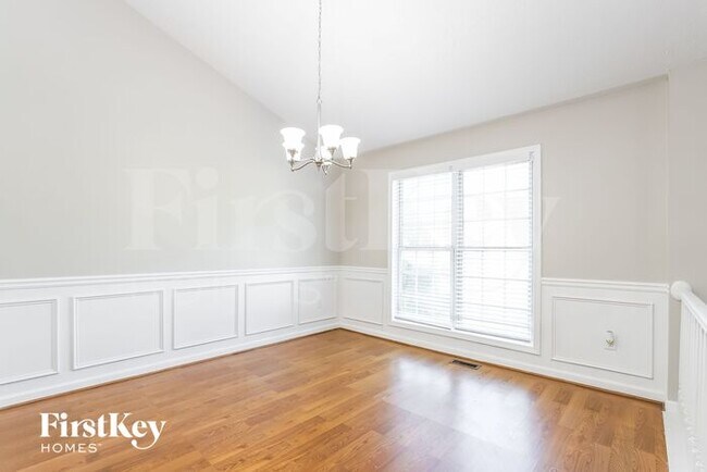 Building Photo - 3640 Palisade Park Dr