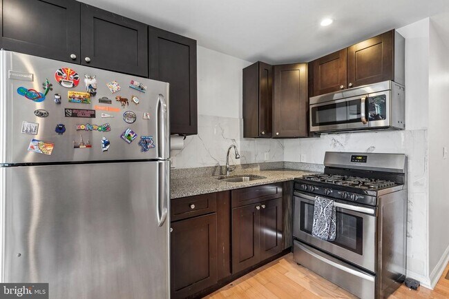Building Photo - 3101 Haverford Ave