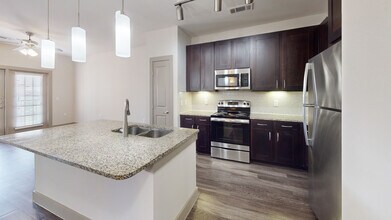 Interior Photo - Villaggio
