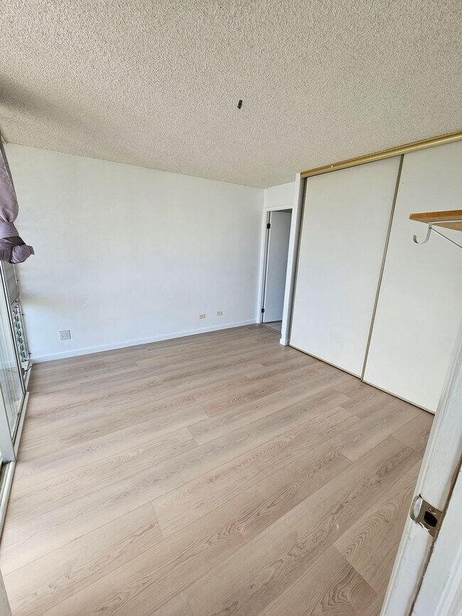 Foto del edificio - Two bedrooms. Newly renovated. Ocean Views
