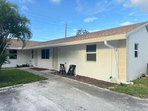 Building Photo - 4683 Hairland Dr
