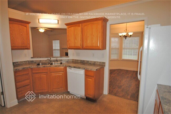 Foto del edificio - 8427 Quail Hollow Dr
