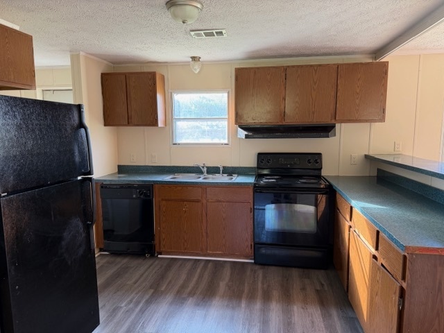 Building Photo - 835 Milford Rd