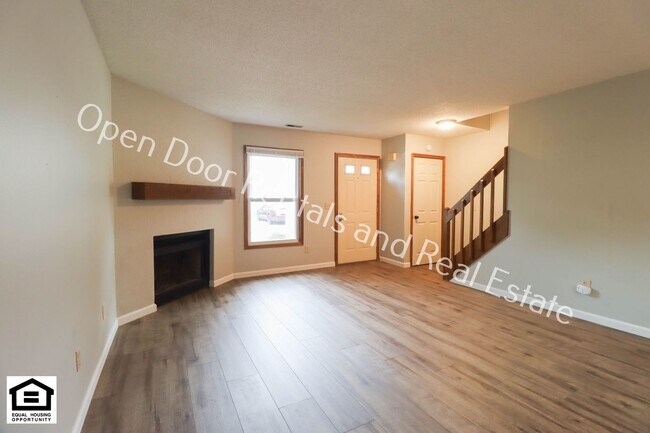 Foto del edificio - 7701-7729  E State Blvd