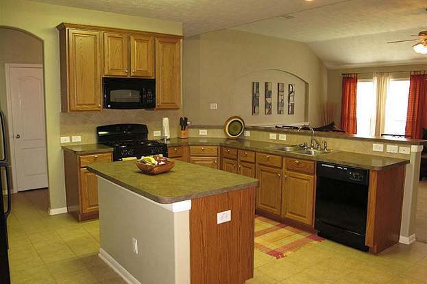 Building Photo - 6218 Menor Crest Dr