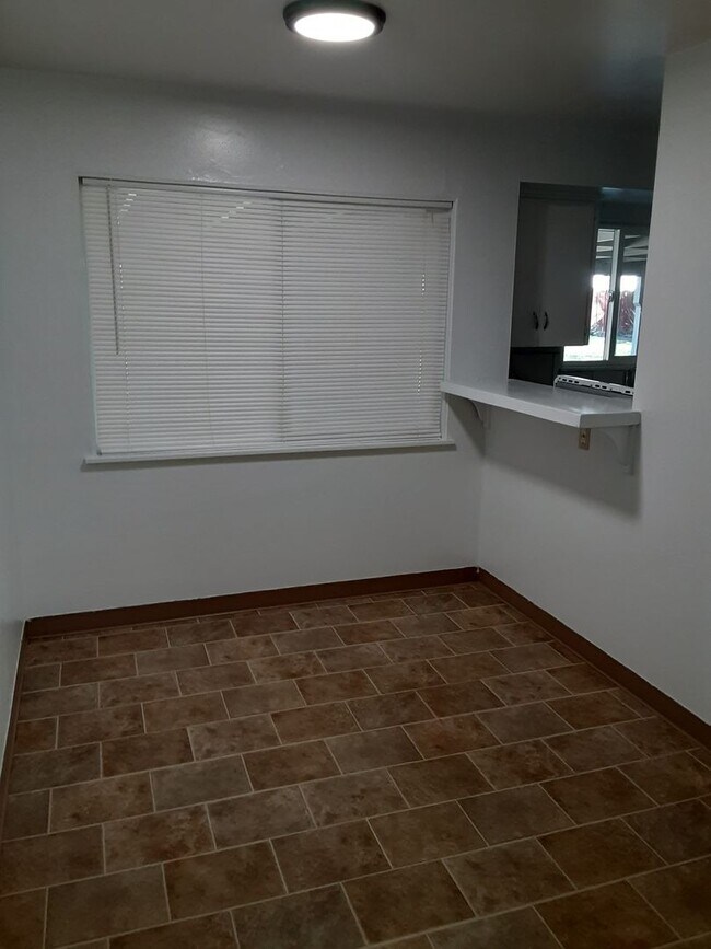 Building Photo - Rickey-PM-018-0023-5015