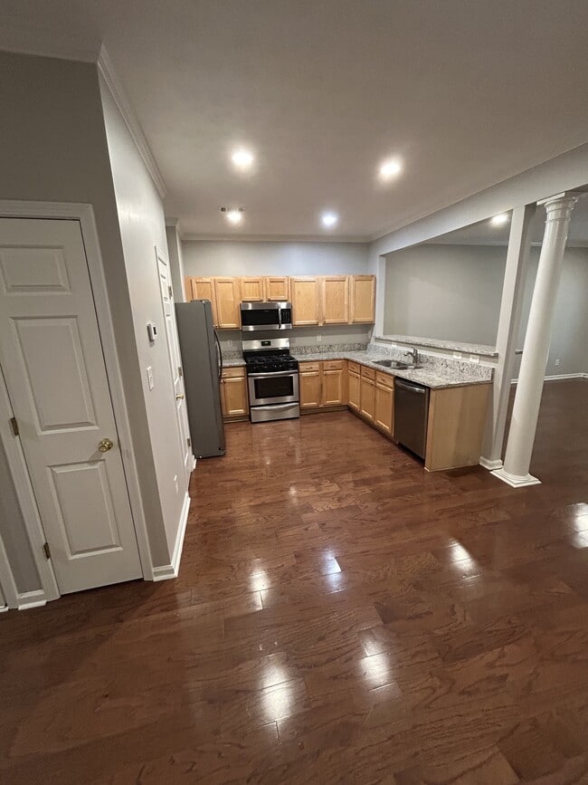 Photo - 2903 Greyhawk Ln Townhome