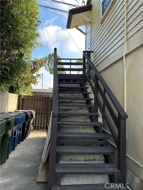 Foto del edificio - 640 W Buckthorn St