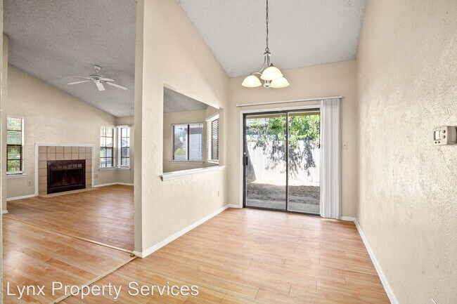 Foto del edificio - 3 br, 2 bath House - 12307 Cedar Spur Rd