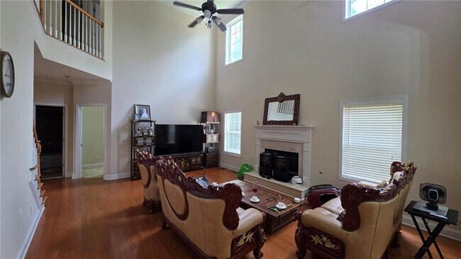 Foto del edificio - 4060 Suwanee Bend Dr