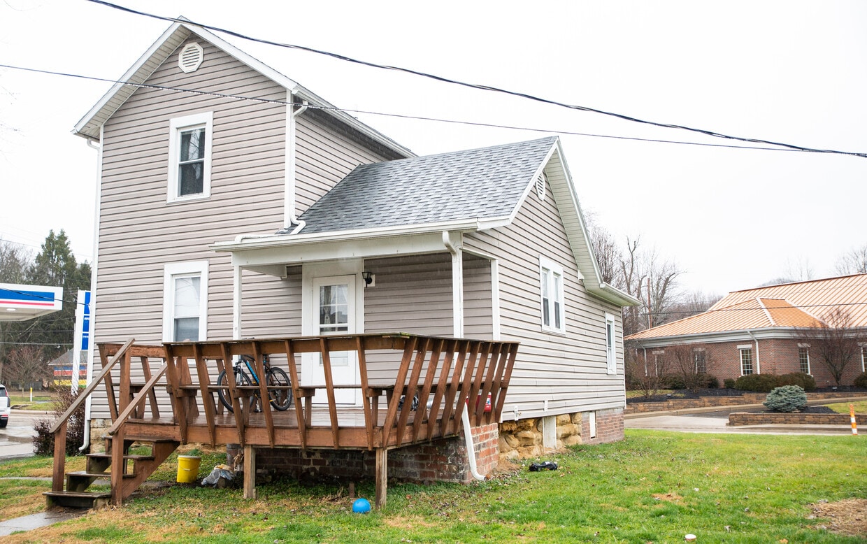 17 E Stimson Ave, Athens, OH 45701 House Rental in Athens, OH