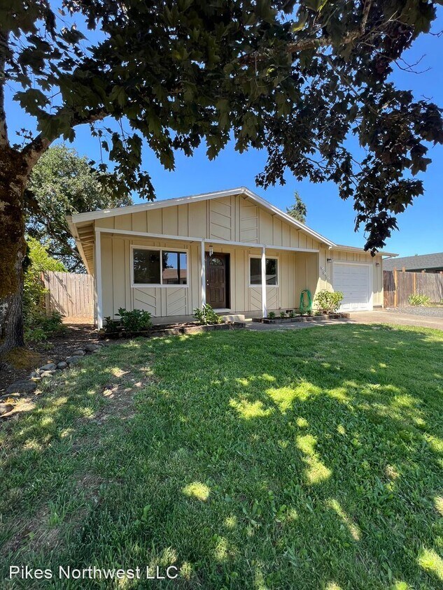 4 br, 2 bath House 225 N. Oak Ave House Rental in Stayton, OR