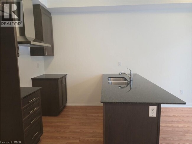 Building Photo - 474 Provident Wy