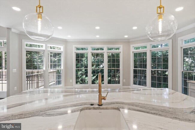 Foto del edificio - 2751 Cody Rd