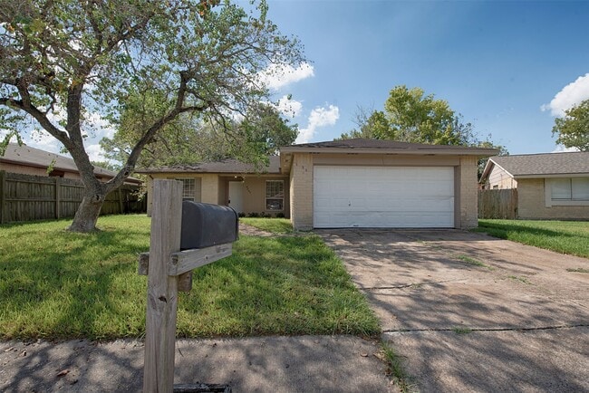 Foto del edificio - 4843 Beechaven St