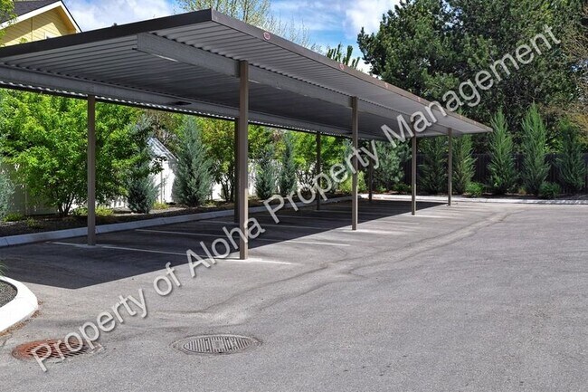 Foto del edificio - 12600 W Ustick Rd