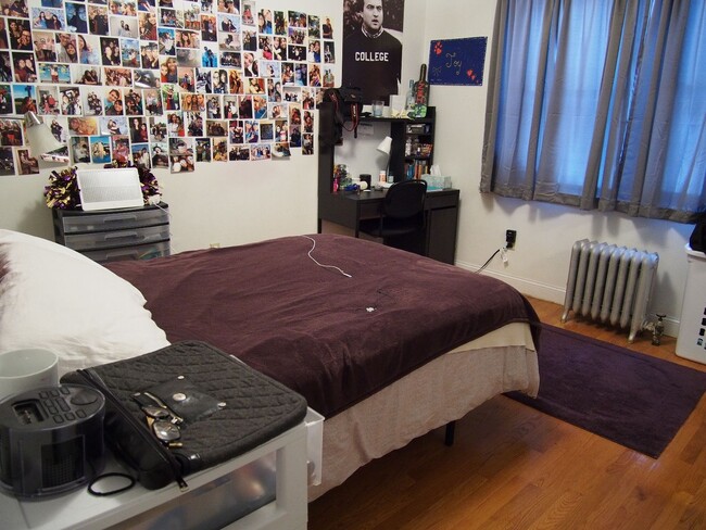 Foto del edificio - BRIGHTON 4 BED/2 BATH AVAILABLE 9/1 ~ HT/HW INCLUDED, GREEN LINE ACCESS