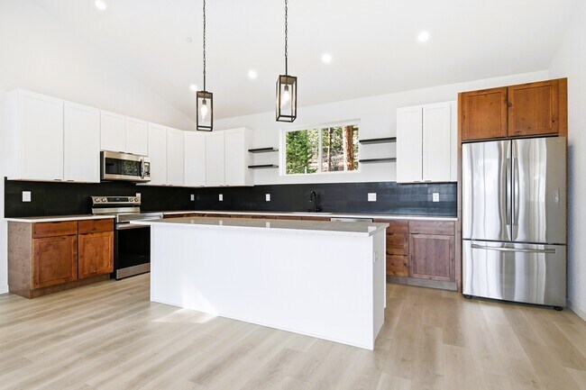 Foto del edificio - 191 Diamond Dr