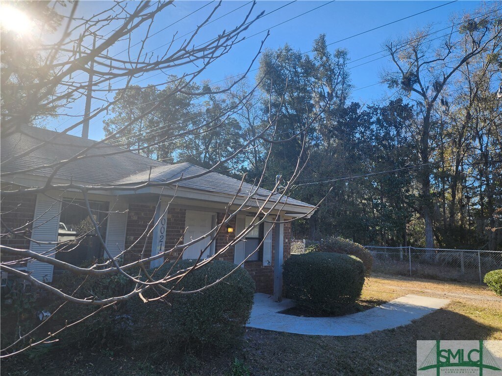 Primary Photo - 10021 Ferguson Ave