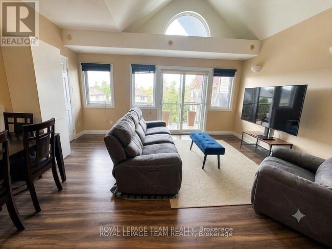 Building Photo - 763 Cedar Creek Dr