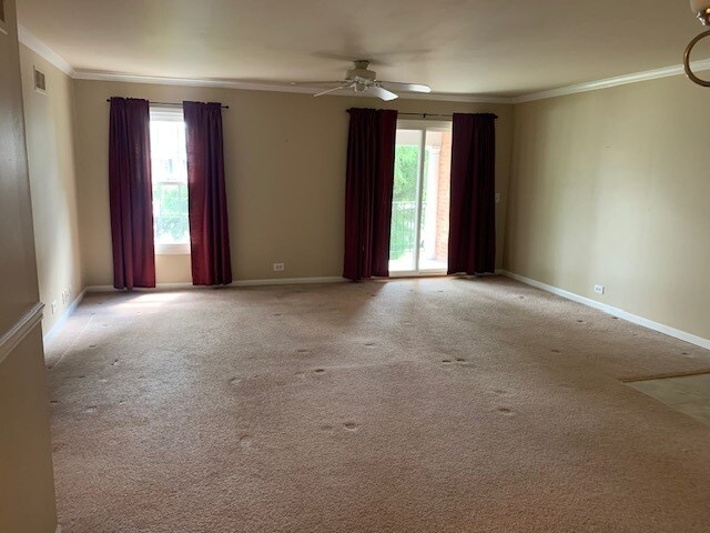 Building Photo - 550 Shorely Dr