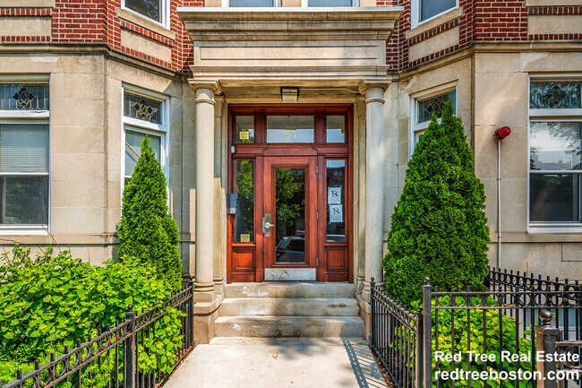 Building Photo - 51 Queensberry St