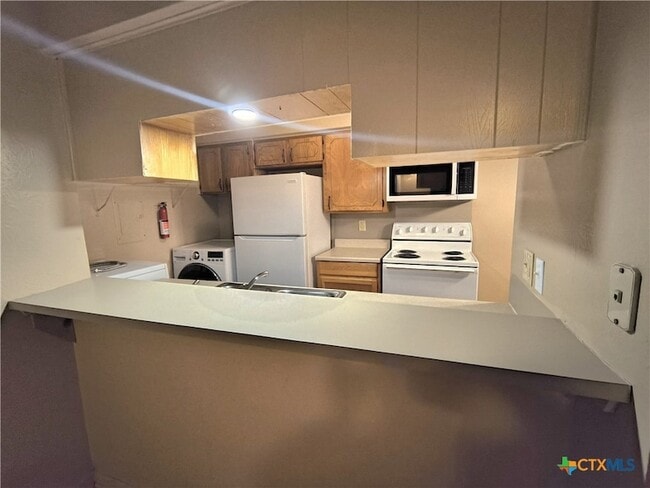 Foto del edificio - 1108 Covey Ln