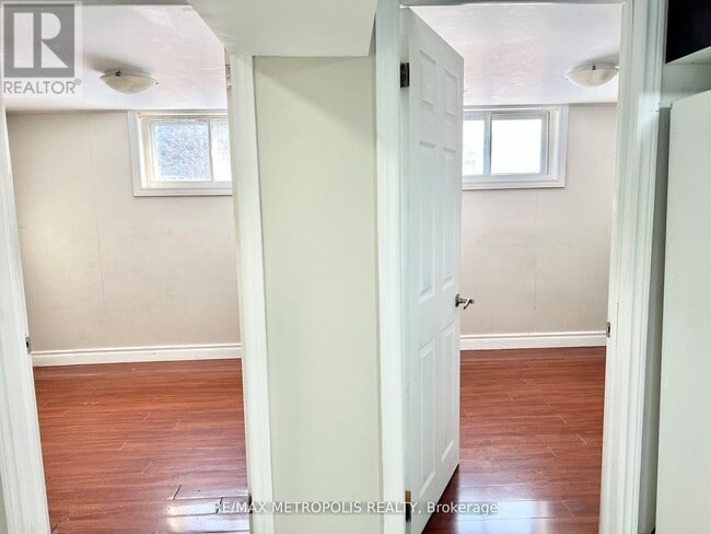 Building Photo - 52 Benleigh Dr