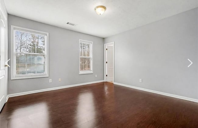 Building Photo - 1243 Blairs Pointe Dr SW