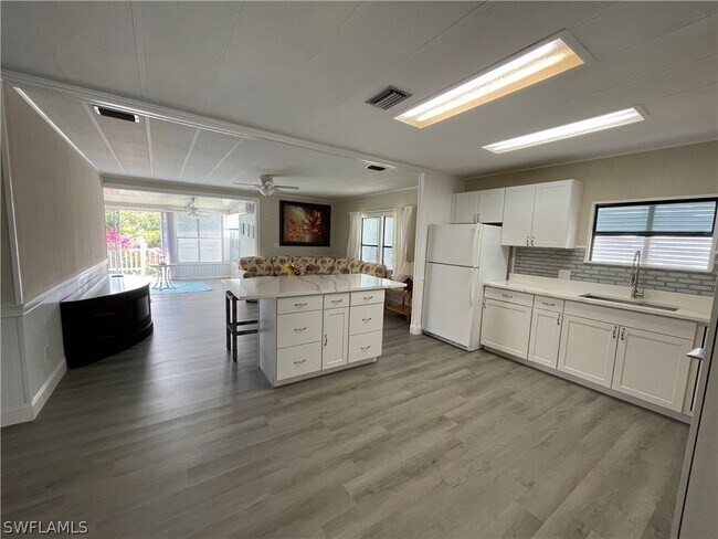 Building Photo - 20731 Molokai Ct