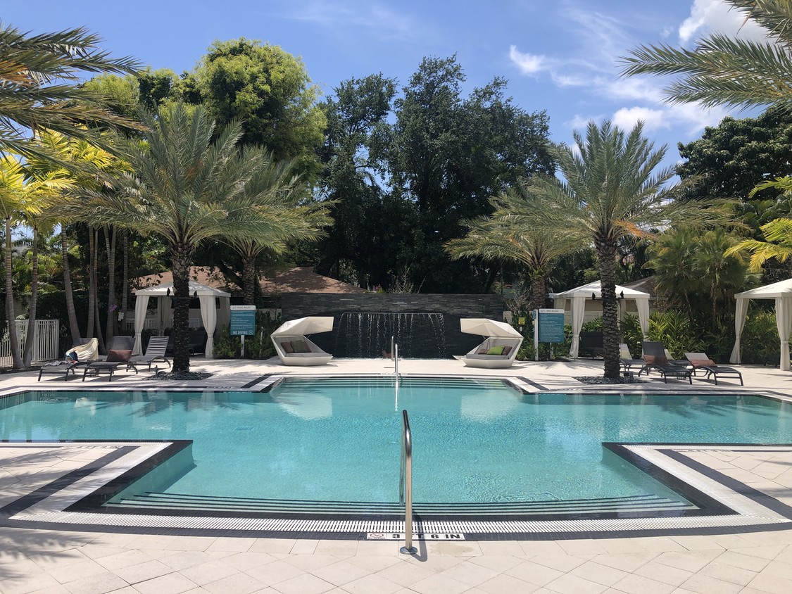 1600 E Sunrise Blvd, Fort Lauderdale, FL 33304 Apartments in Fort