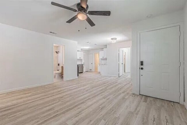 Photo - 2510 Blyth Dr House