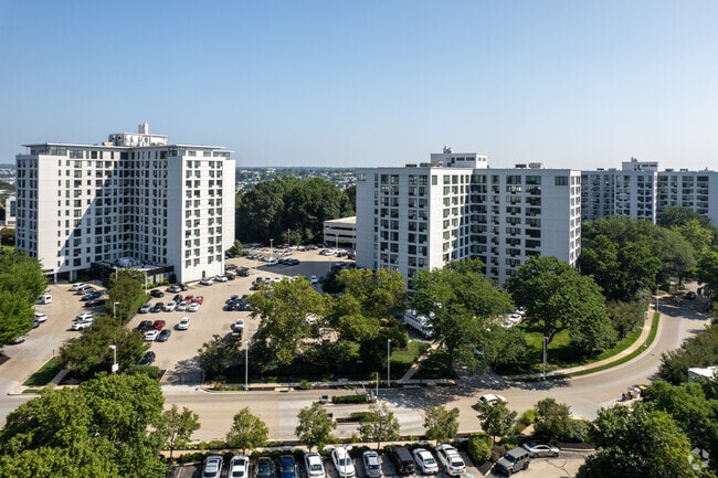 Apartment communities are everywhere in Wynnefield Heights.