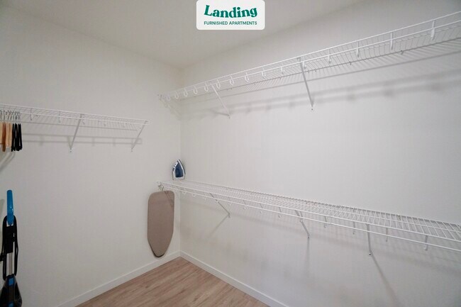 Foto del edificio - 1378 NW 18th Ave