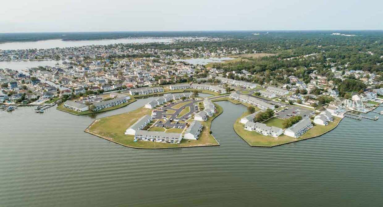 UNIVERSE AT MARINERS COVE Apartments Toms River, NJ