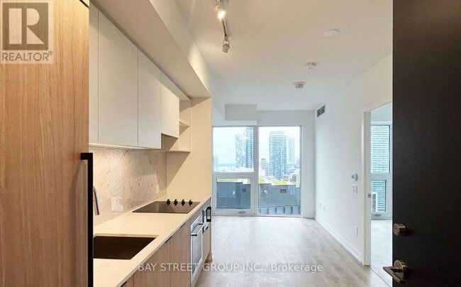 Building Photo - 82 Dalhousie St