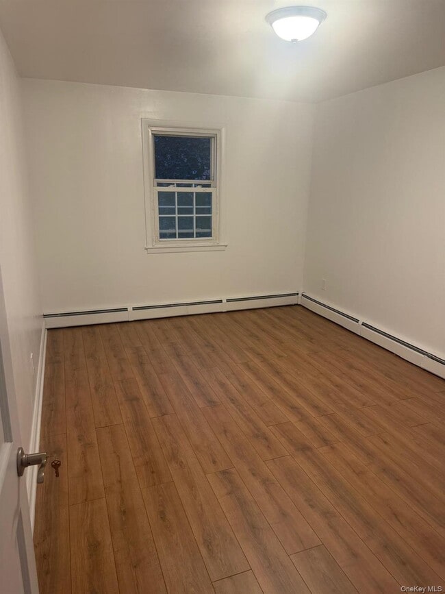 Building Photo - 31 Yonkers Terrace
