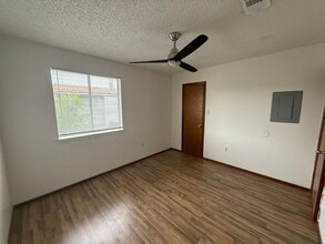 Building Photo - 1736 Jade Ave